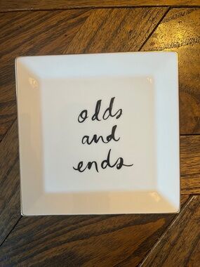 Kate Spade Daisy Place White Square Trinket Tray, Lennox Porcelin, Odds and Ends